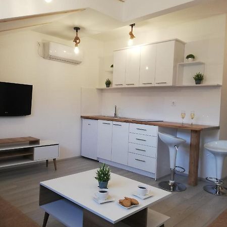 Apartments Naumovski 奥赫里德 外观 照片