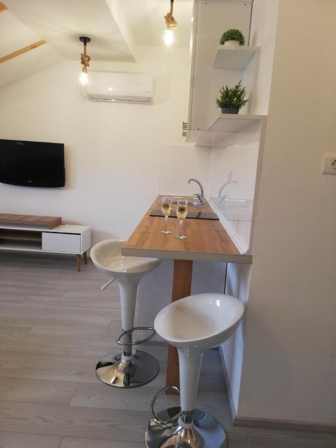 Apartments Naumovski 奥赫里德 外观 照片